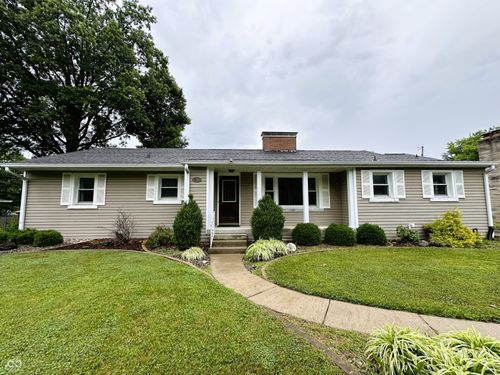 811 Shadowlawn Ave, Greencastle, IN, 46135-1363 | Card Image