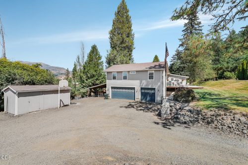 216 Terrace Drive, Glide, OR, 97443 | Card Image