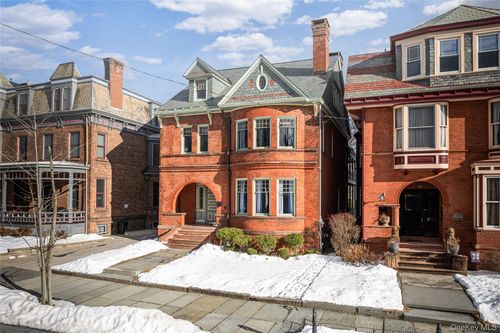 164 Grand St, Newburgh, NY, 12550-4617 | Card Image