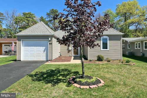 90 Baser Ln, Brick, NJ, 08724-1961 | Card Image