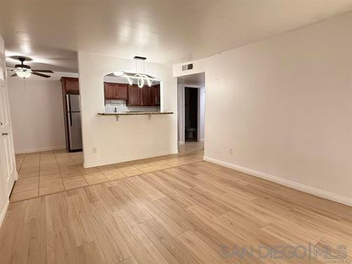 unit-20-550 Graves Ave, El Cajon, CA, 92020-3656 | Card Image