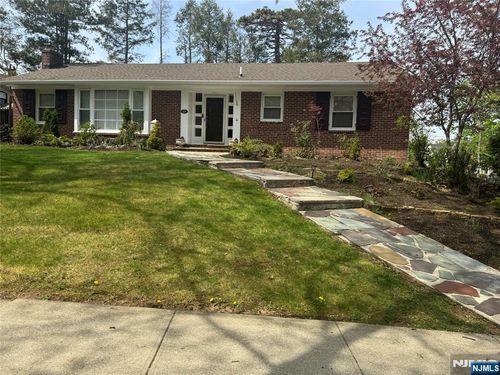 495-493-495 Berkeley Ave, Orange, NJ, 07050-2103 | Card Image