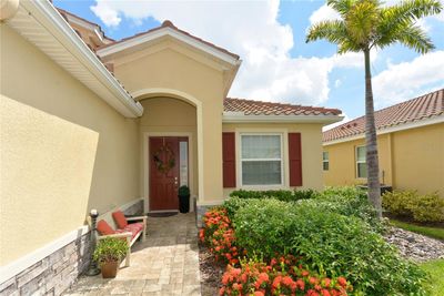 2926 Esmeralda Drive, House other with 3 bedrooms, 2 bathrooms and null parking in Sarasota FL | Image 3