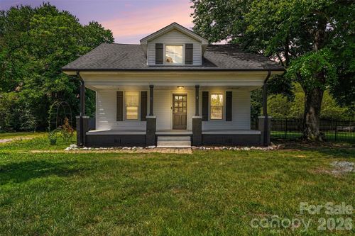 95 Central Ave, China Grove, NC, 28023-2304 | Card Image