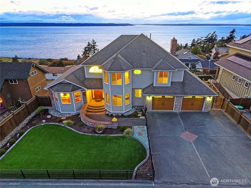 329 Burke Dr, Camano Island, WA, 98282-7327 | Card Image