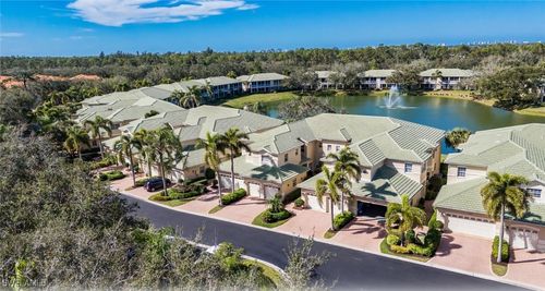 19b-558 Vintage Reserve Ln, NAPLES, FL, 34119-1377 | Card Image