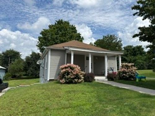26 Central St, Brookfield, MA, 01506-1612 | Card Image