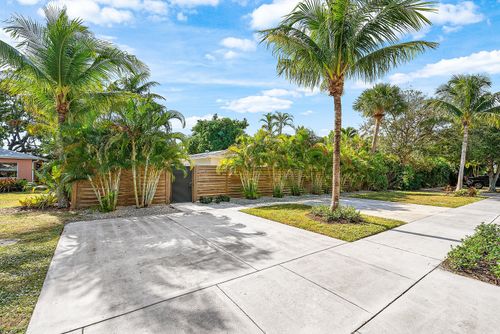 2-226 Ne 5th Ter, Delray Beach, FL, 33444-3840 | Card Image