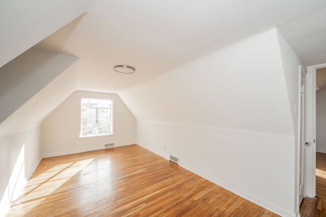 1119 S Main St, House other with 4 bedrooms, 3 bathrooms and null parking in New Castle IN | Image 37