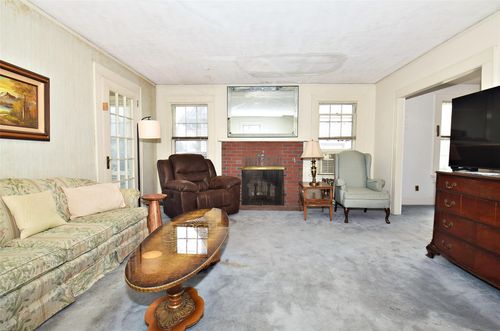 41 Glenwood St, Little Neck, NY, 11363-1719 | Card Image