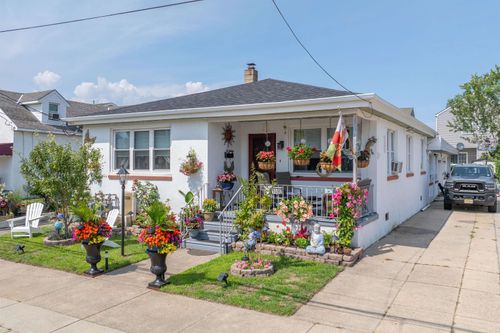 109 E Orchid Rd, Wildwood Crest, NJ, 08260-3855 | Card Image