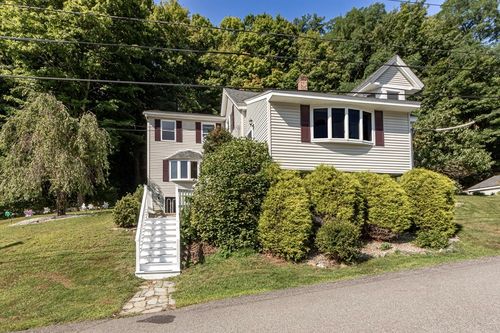 50 Linwood St, Haverhill, MA, 01830-6526 | Card Image