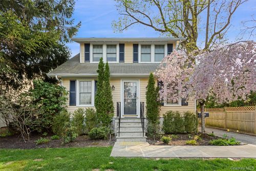 234 Boulevard, Scarsdale, NY, 10583-5829 | Card Image