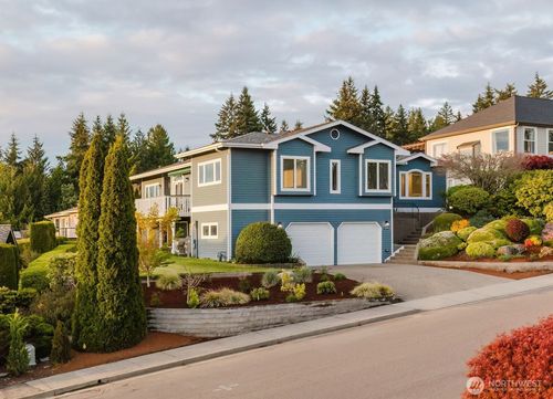 6010 Osprey Cir, Bremerton, WA, 98312-8807 | Card Image