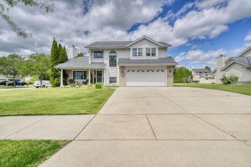10635 S Shepard Avenue, Oak Creek, WI, 53154 | Card Image
