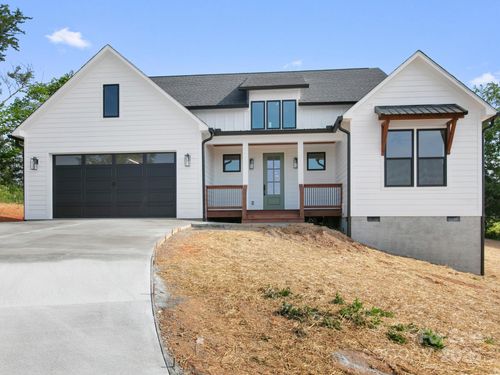 1040 Morlin Acres Dr, Marshall, NC, 28753-0927 | Card Image