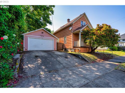 3807 Ne Grand Ave, Portland, OR, 97212-1105 | Card Image