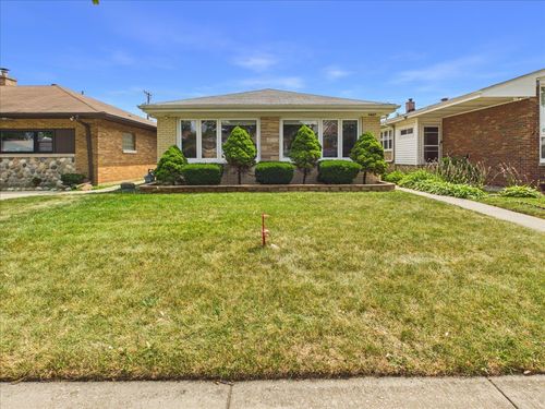 7427 Keeler Ave, Skokie, IL, 60076-3805 | Card Image