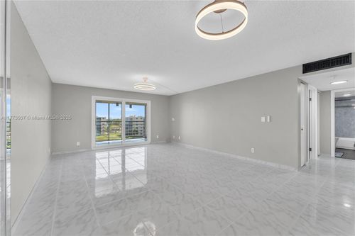 apt-602-401 Se 3rd St, Dania Beach, FL, 33004-4056 | Card Image