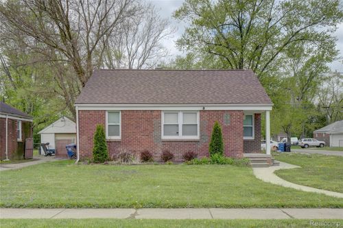 16661 Five Points St, Redford, MI, 48240-2409 | Card Image