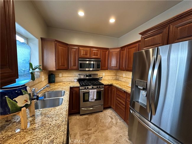 UNIT-2 - 10866 Bluffside Dr, Townhouse with 3 bedrooms, 3 bathrooms and 2 parking in Studio City CA | Image 7