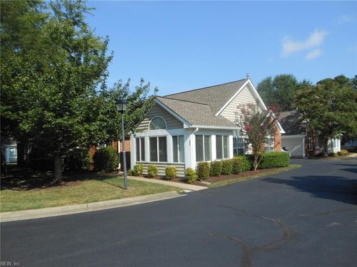 227 Rainbrook Way, Yorktown, VA, 23692-3297 | Card Image