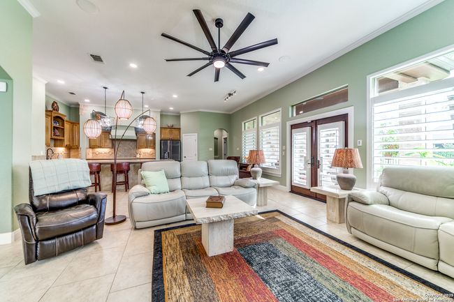 30131 Cibolo Run, House other with 3 bedrooms, 3 bathrooms and null parking in Fair Oaks Ranch TX | Image 7