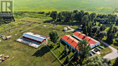 253067 Township Road 230, Home with 5 bedrooms, 3 bathrooms and null parking in Wheatland County AB | Image 1