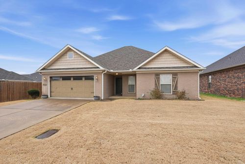 1650 Churchill Dr, Conway, AR, 72034 | Card Image