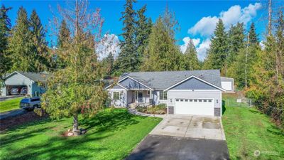 17248 Topaz Loop Se, House other with 3 bedrooms, 2 bathrooms and 2 parking in Yelm WA | Image 2