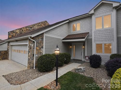 3675 Rock Bridge Dr Ne, Conover, NC, 28613-9499 | Card Image