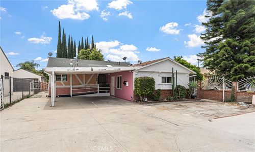 15744 Saticoy St, Van Nuys, CA, 91406-3122 | Card Image