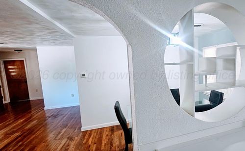 1615 Williston St, Pampa, TX, 79065-4327 | Card Image