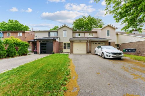 97 Royal Salisbury Way, Brampton, ON, L6V3J3 | Card Image