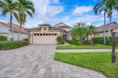 8468 Indian Wells Way, NAPLES, FL, 34113-3003 | Card Image