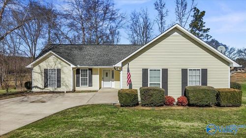 117 White Oak Loop, Cullman, AL, 35057-4186 | Card Image