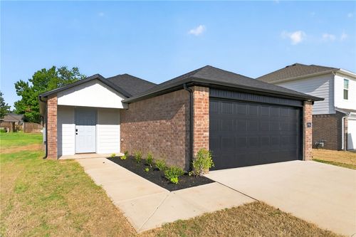 609 Benton Ave Sw, Gravette, AR, 72736 | Card Image