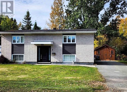 3 Mcphee Ave, Kirkland Lake, ON, P2N1M1 | Card Image