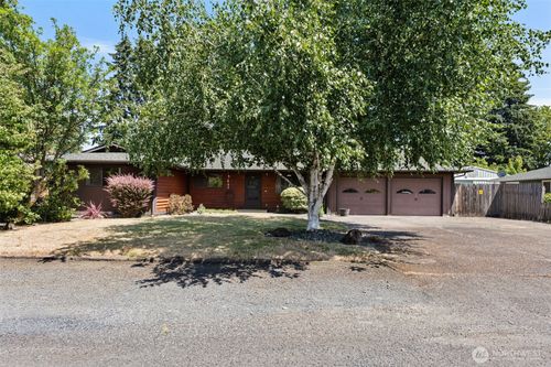 1306 Greenwood Ln, Centralia, WA, 98531-1633 | Card Image