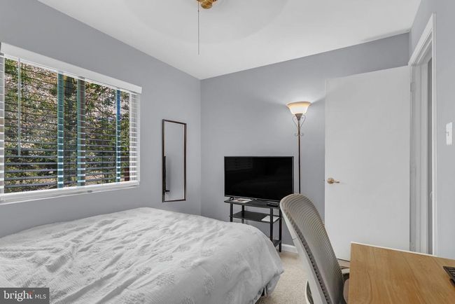 2310 Glade Bank Way, Townhouse with 3 bedrooms, 3 bathrooms and null parking in RESTON VA | Image 16