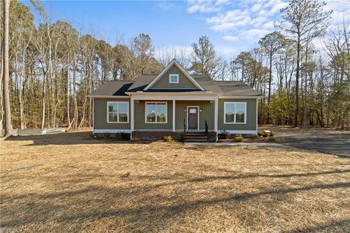 10785 Hornets Nest Rd, Gloucester, VA, 23061-2848 | Card Image