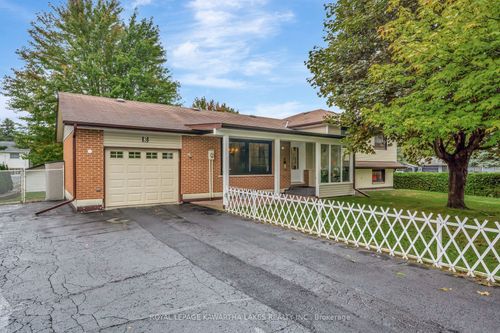 3 Pinewood Cres, Kawartha Lakes, ON, L0A1K0 | Card Image