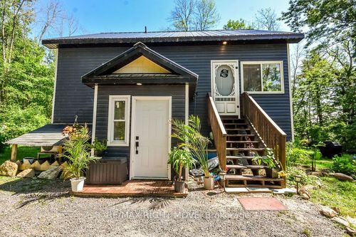 6896 Pentland Lane, Washago, ON, L0K2B0 | Card Image