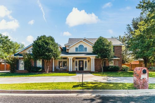 2403 Sw Avenue D, Seminole, TX, 79360-3032 | Card Image