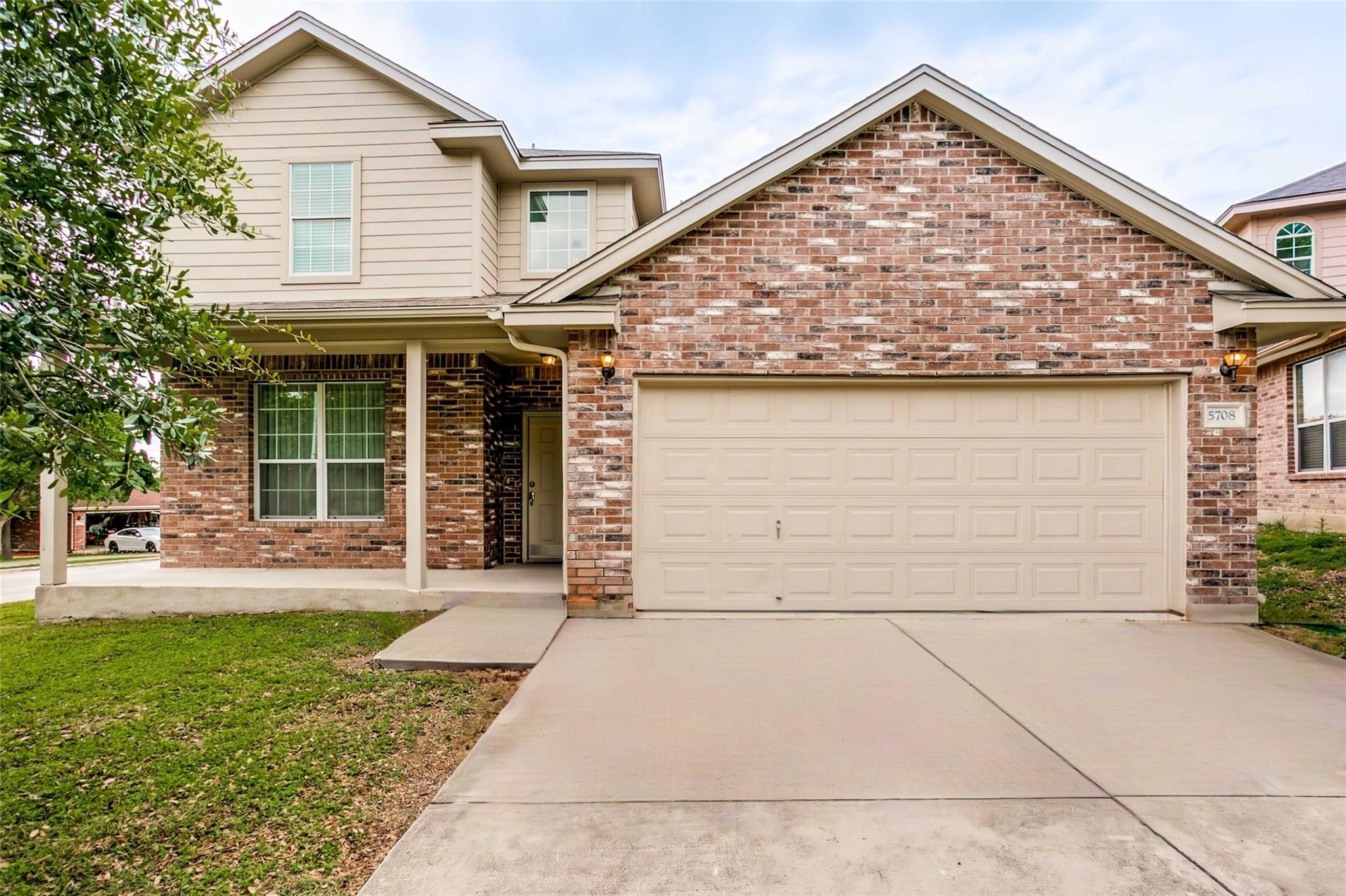 Residential Lease in Schertz