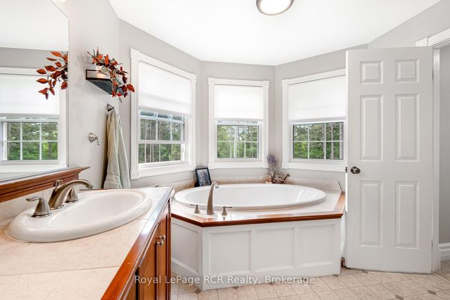 743055 Sideroad 10, House other with 3 bedrooms, 3 bathrooms and 10 parking in Chatsworth ON | Image 22