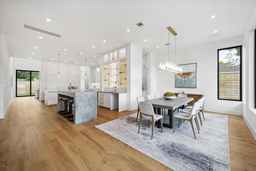 6510 Sivley St, Houston, TX, 77055-5362 | Card Image