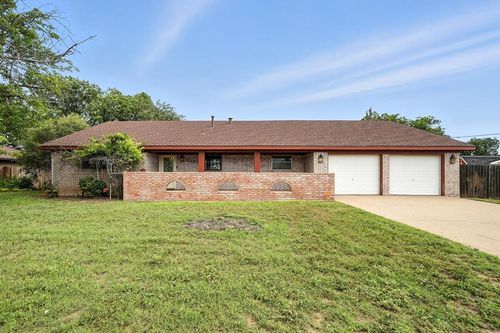 3307 48th St, Snyder, TX, 79549-5815 | Card Image