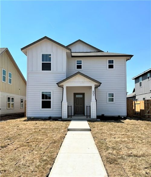 805 East St, Hutto, TX, 78634-2380 | Card Image