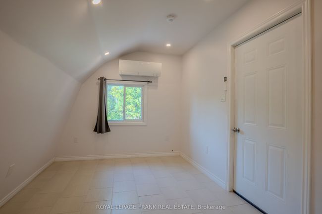 4075 County Rd 121, Home with 4 bedrooms, 5 bathrooms and 4 parking in Kinmount ON | Image 19